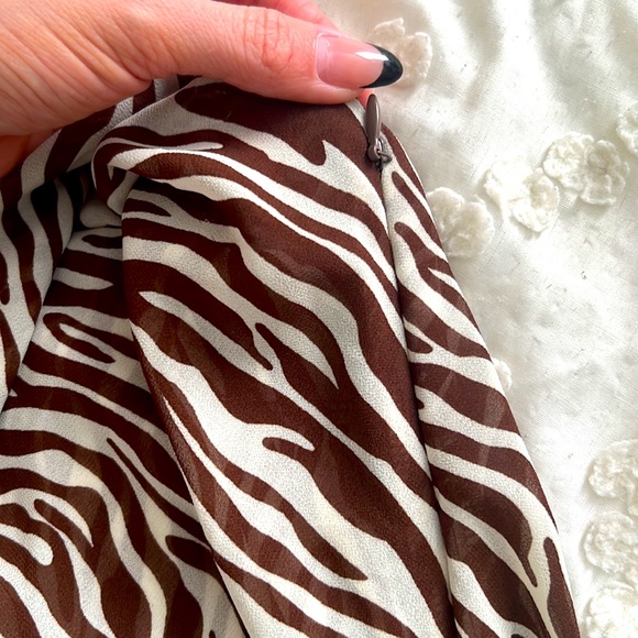 DRESS🤎 - Picture 4 of 7